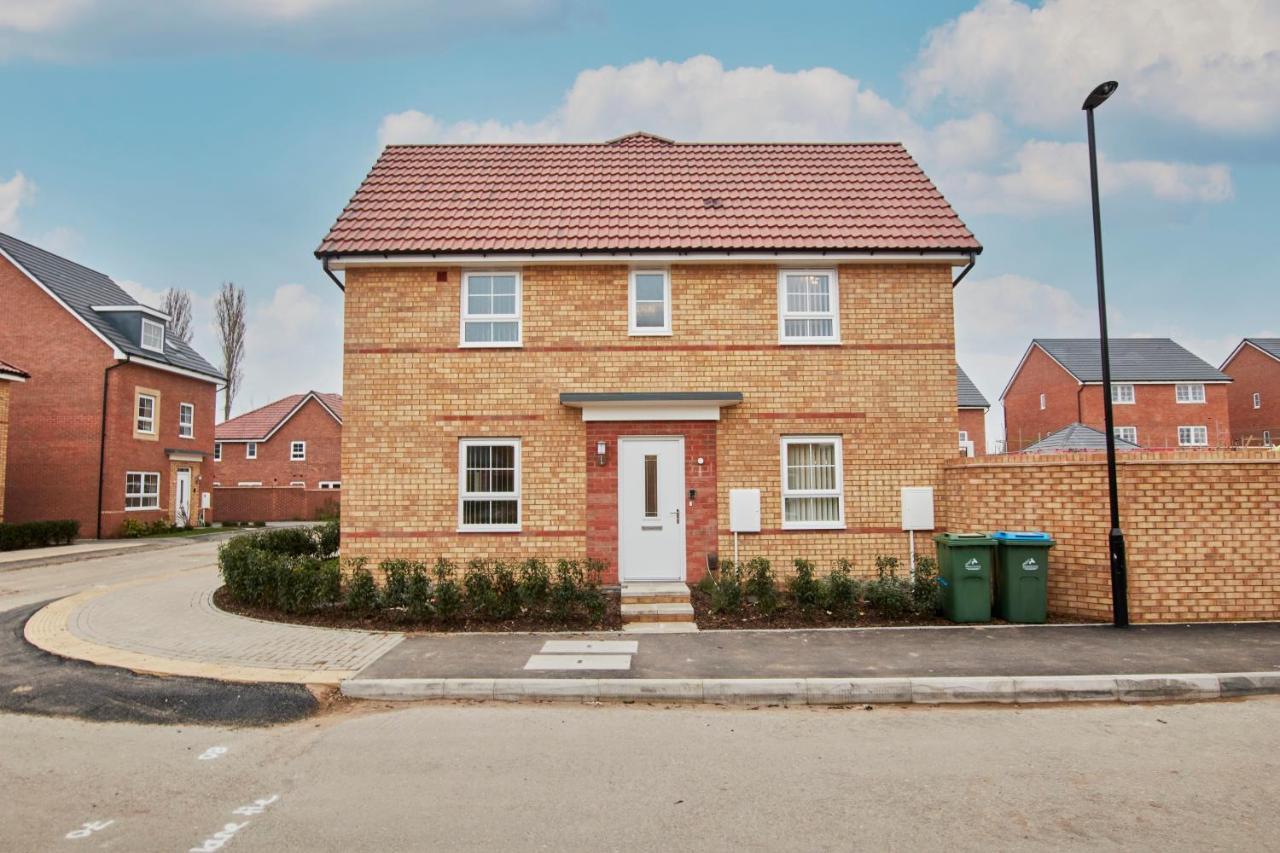 Вилла Superb 3Br House In Coventry Sleeps 9 W/Parking Экстерьер фото